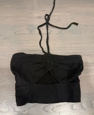 Blanco by Nature Havana Jeans cutout halter top thumbnail 1