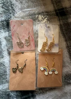Assorted Dangle Earrings Bundle thumbnail 1
