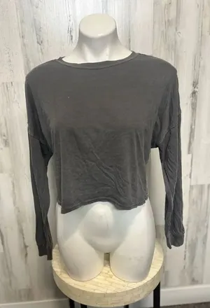 Sky and Sparrow gray top size MEDIUM thumbnail 1