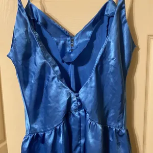 Vintage Kathryn blue silky skirted nightgown, size large thumbnail 8