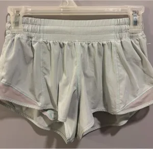 Lululemon Hotty Hot II Low-Rise 2.5” Shorts Light Green (Hazy Jade) thumbnail 6