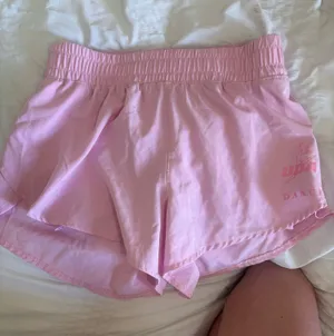 Varsity Spirit YL UDA pink shorts thumbnail 1