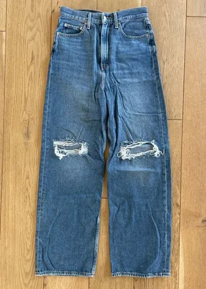 Levi's High Loose Distressed Jeans thumbnail 5