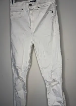 Abercrombie Ultra High-Rise Super Skinny Ankle thumbnail 3