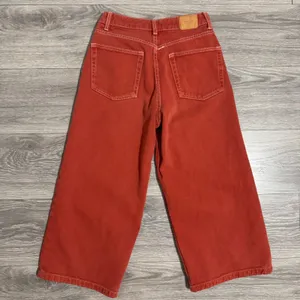 Bershka Burgundy Wide Leg Cropped Denim Jeans Contrast Stitch Mid‎ Rise Size 2 thumbnail 4