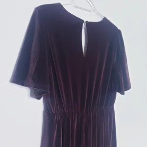 Baltic Born Vivian Velvet Maxi Dress Short Sleeve New Without TagsV-Neckline thumbnail 8