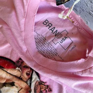 VTG Y2K Hell’s Kitchen Chicago Illinois Pink Womens Large Tshirt NWT NEW Retro thumbnail 4