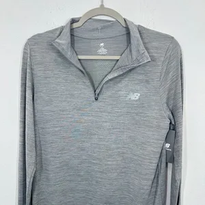 New Balance Women's Heather Gray Quarter Zip Long Sleeve Running Top‎ NWT thumbnail 11