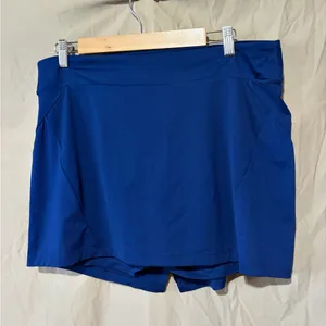 Nike skort thumbnail 1