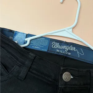 Wrangler Women's Black Bootcut Jeans thumbnail 2