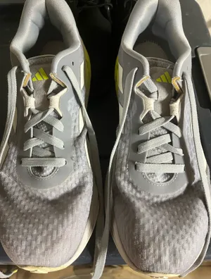 Adistar Adidas 3 Sneakers - Size US Men’s 9 / UK 8.5 ; Women's size 10 thumbnail 3