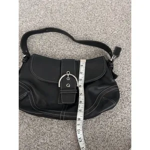 Y2K VTG Coach Soho Black Leather Buckle Flap Shoulder Bag‎ 9248 Contrast Stitch thumbnail 10
