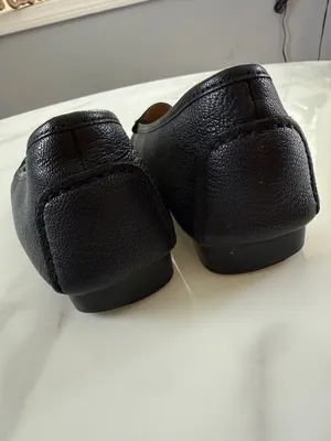 MICHAEL Michael Kors Black Leather MK Charm Loafers thumbnail 4