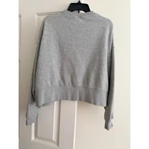 Nike Sportswear Essential Women Fleece Crewneck Sweatshirt Grey Cropped Small thumbnail 4