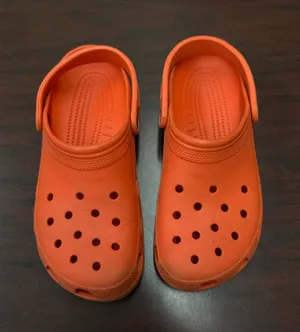 Crocs Orange-Red Colored Mens Size 10- Womens 12 thumbnail 1