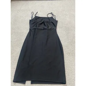 Elegant Black Strapless Bodycon Dress with Side Slit Size S thumbnail 8