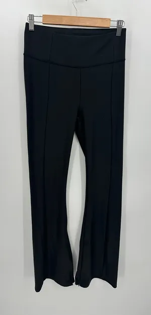 Calia‎ by Carrie Underwood Yoga Pants Womens Small Black Front Pleat Ankle Zip thumbnail 1