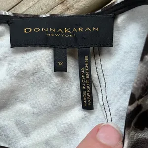 Donna Karan Women's Sleeveless Animal Print Top Size 12 thumbnail 5
