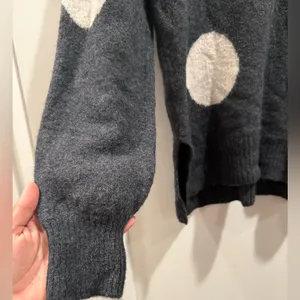 Madewell Polka Dot Wool Alpaca Blend V-Neck Sweater Size‎ M thumbnail 6