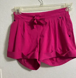 Lululemon Women's Magenta Drawstring cuffed Shorts 4 thumbnail 1