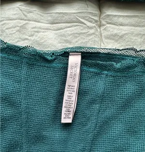 PINK - Victoria's Secret green set thumbnail 3