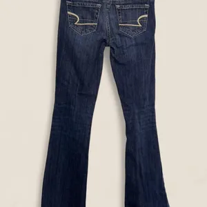 American Eagle Y2K Low Rise Artist Jeans | size 0 Raw Hem Indie Sleaze thumbnail 3