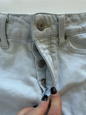 Old Navy High Rise O.G Straight Distressed Cut Off Jean Shorts Size 0 thumbnail 5