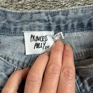 Princess Polly Denim Straight Relaxed Jeans Sz 2 thumbnail 7