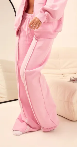 Pretty Little Thing Wide-Leg Sweatpants Pink thumbnail 1
