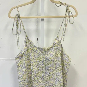 NWT Nasty Gal Petite Button Front Cami Dress Lilac Floral Tie Shoulder Mini US 4 thumbnail 6