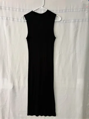 Leith women’s size M Black Ribbed Mock Neck Sleeveless Midi Dress (E76) thumbnail 2