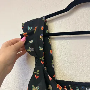 Paige Mixed Print Naya Ruffle Strap Crop Tank Black Size XL thumbnail 3
