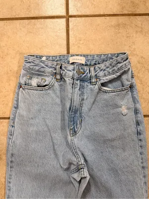 Light Wash High Rise Boyfriend Jeans thumbnail 2
