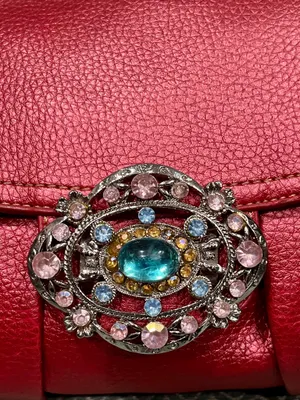 Red Jeweled Fashionable Handbag thumbnail 3