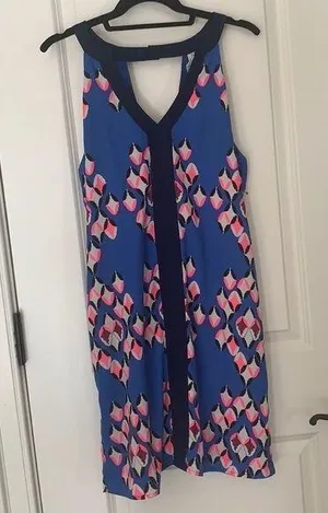 Dress Size L thumbnail 1