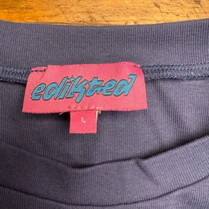 edikted‎ navy blue graphic tee cocktail glass stay tuned women's size large thumbnail 2