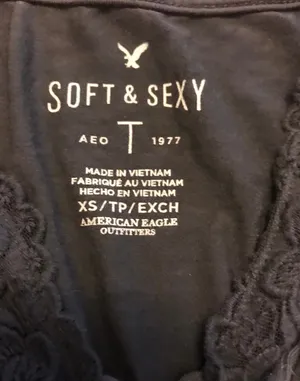 American Eagle shirt thumbnail 3