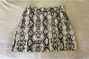 Shein Mini Skirt thumbnail 1