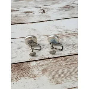 Vintage Screw On Earrings - Pearlescent 0.5" thumbnail 4