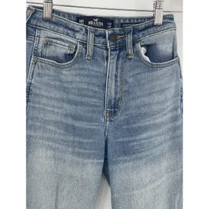 Hollister Co Jeans Womens Size 00R Ultra High-Rise Mom Jean Blue Denim Q0007‎ thumbnail 4