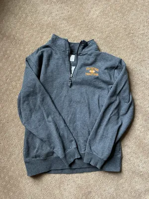 Volunteer Traditions Pullover thumbnail 1