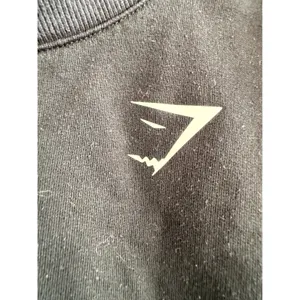 Gymshark Womens Black Long Sleeve Cropped‎ Sweatshirt Logo Crew Neck Size M thumbnail 4
