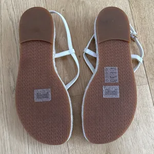 Michael Kors Espadrille Sandals Samara Size US8 White Beige Gold thumbnail 4