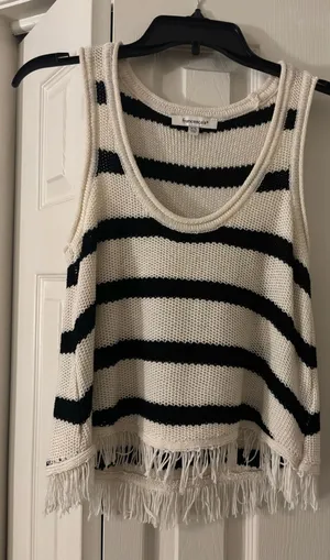 Francesca's Top thumbnail 1