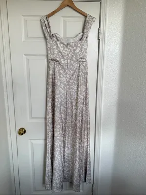 Birdy Grey Mia Dress Matte Satin Almond Dreamy Floral Maxi M White Pearl Gray thumbnail 10