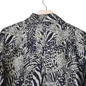 Chico's Womens S 100% Silk Animal Print Open Front Blazer thumbnail 4