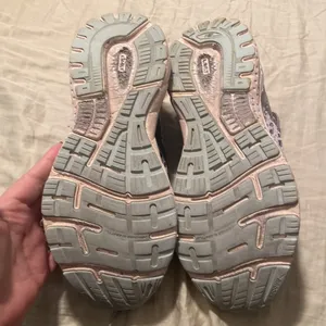 Brooks Adrenaline GTS 21 Running Shoe thumbnail 8