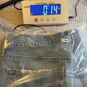 Abercrombie & Fitch Denim Shorts‎ Womens 34W Distressed Medium Wash Blue Stretch thumbnail 8