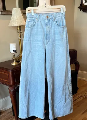 SNACKS LA From Mother Wide Leg Jeans New Light Wash thumbnail 1