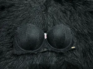 Victoria's Secret Bra PINK thumbnail 2